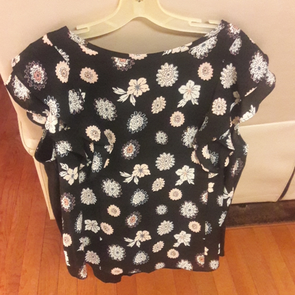 Women's Loft top